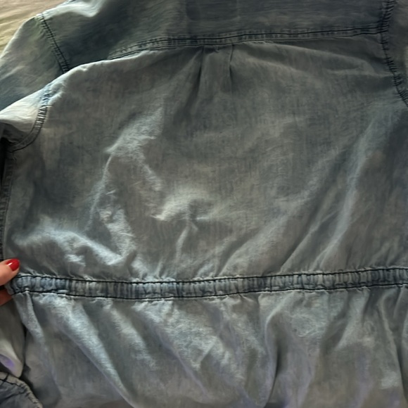 Like New Obey Denim Shirt - Picture 6 of 6